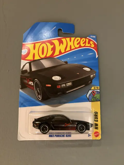 Hot Wheels Porsche 928S 1983 1:64 diecast