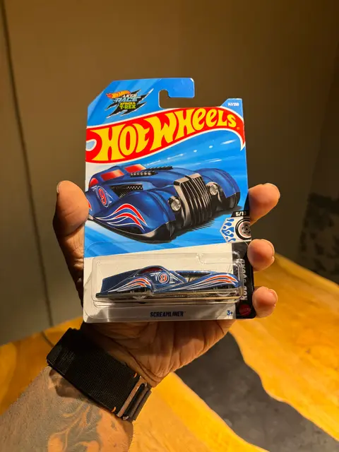 Hot Wheels Screamliner 1:64 diecast