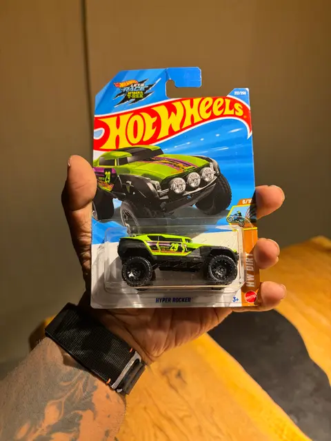 Hot Wheels Hyper Rocker 1:64 diecast