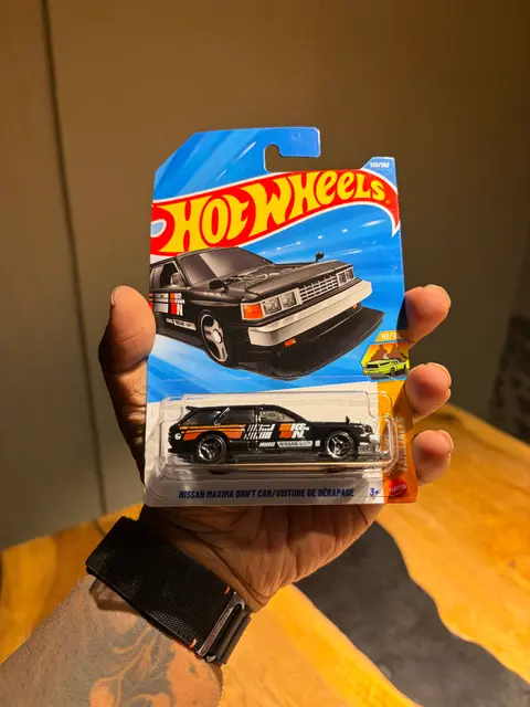 Hot Wheels Nissan Maxima Drift Car 1:64 diecast